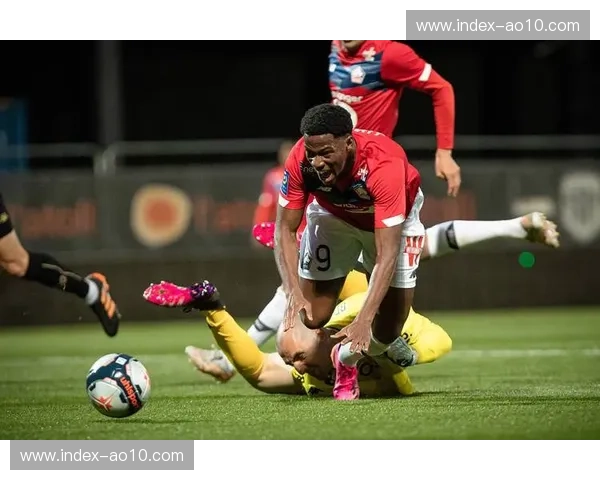 里尔五轮仅入一球 法甲劲旅进攻体系为何突然失灵