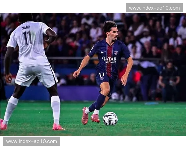 巴黎圣日耳曼控球率64%最高 卫冕冠军中场掌控力强